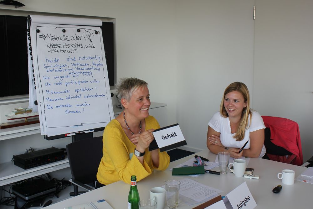 Wibke und Daniela Block als Organisatoren